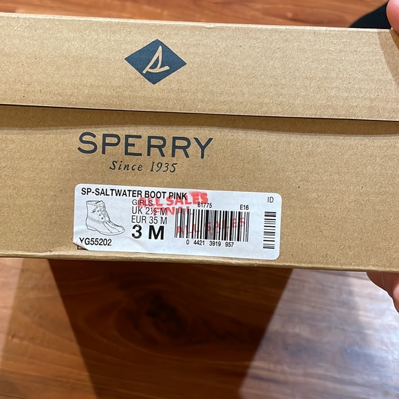 NWT Sperry girl’s boots - Picture 5 of 5